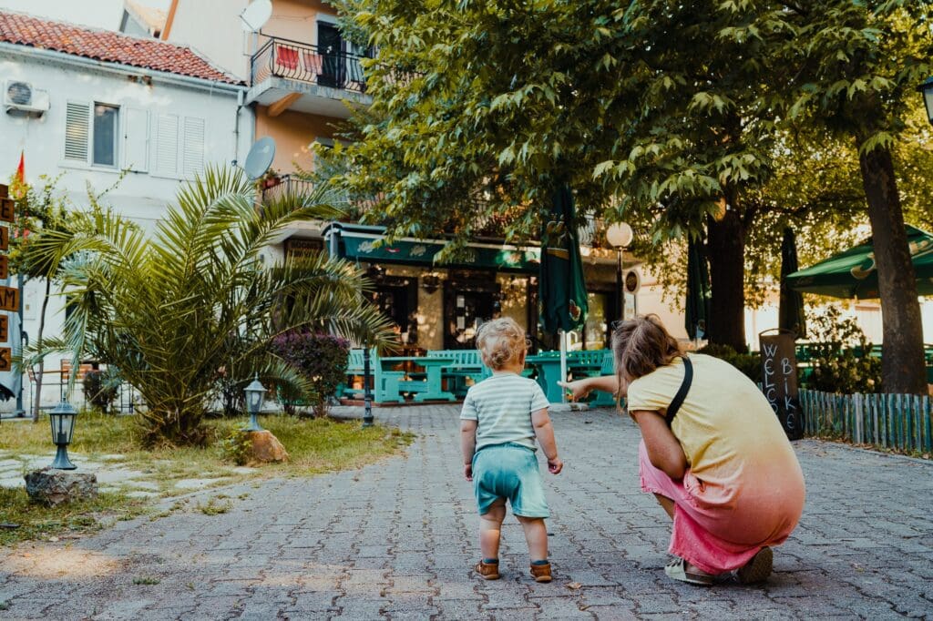 mother and child pointing at a cafe in South Africa